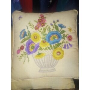 Finished Crewel Embroidery Flowers In Basket Vase 14x14 Pillow